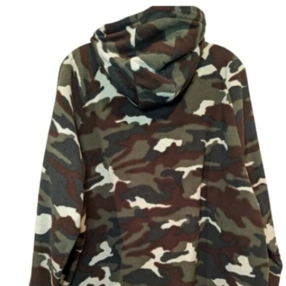 Under Armour Men's Micro Fleece Printed Hoodie Camo 1/4 Sweatshirt Medium NWT - Picture 2 of 6